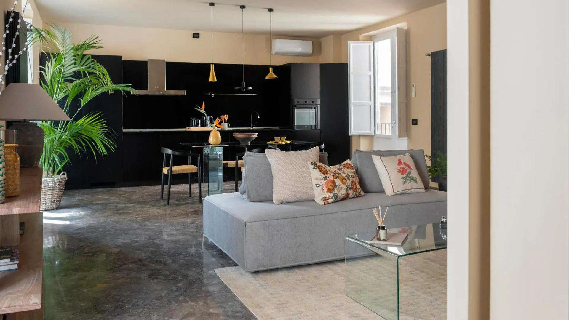Palazzo Valguarnera - Suites & Luxury Apartments Palermo